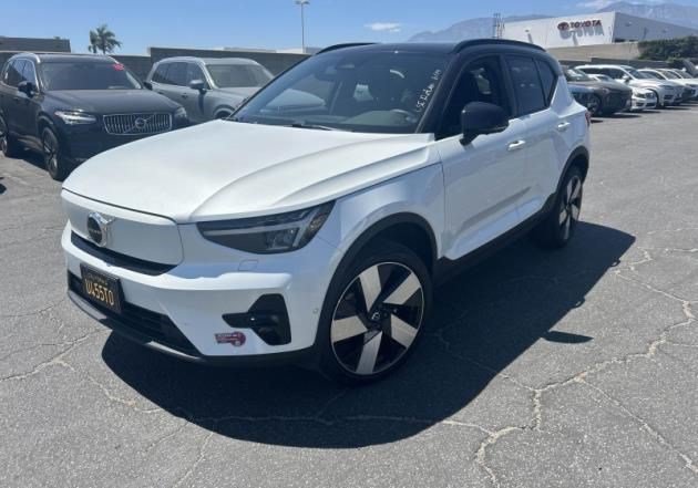 2023 Volvo XC40 P8 Recharge Plus AWD's photo
