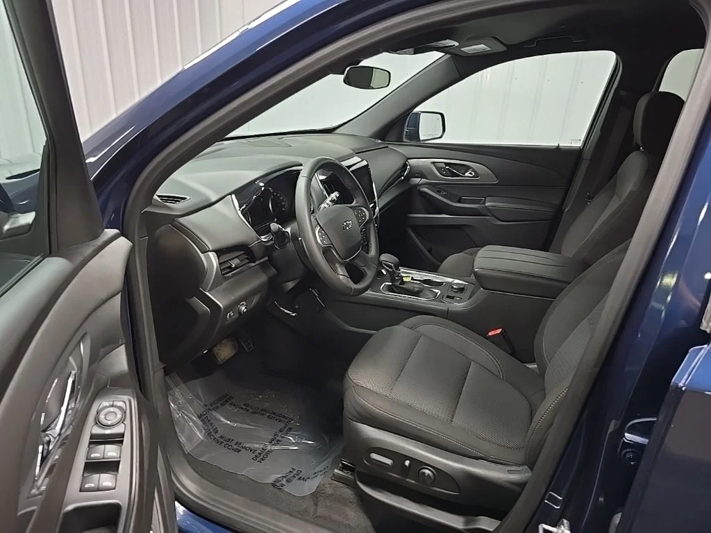 Used 2023 Blue Chevrolet LT image 28
