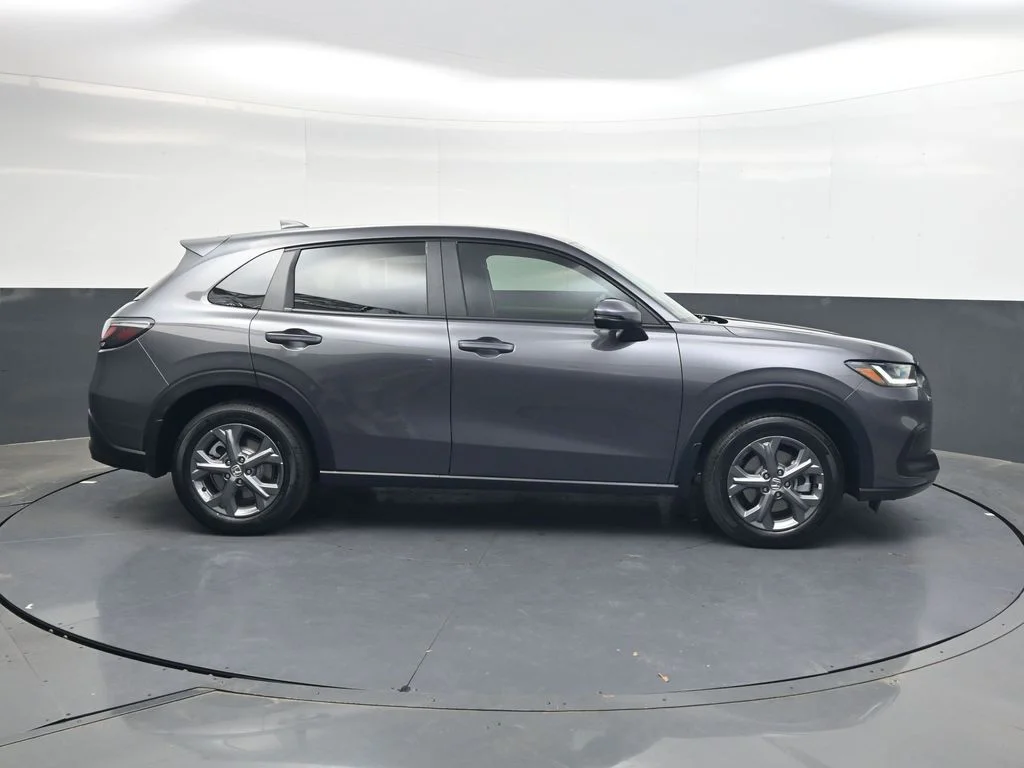 New 2026 Modern Steel Metallic Honda LX image 3