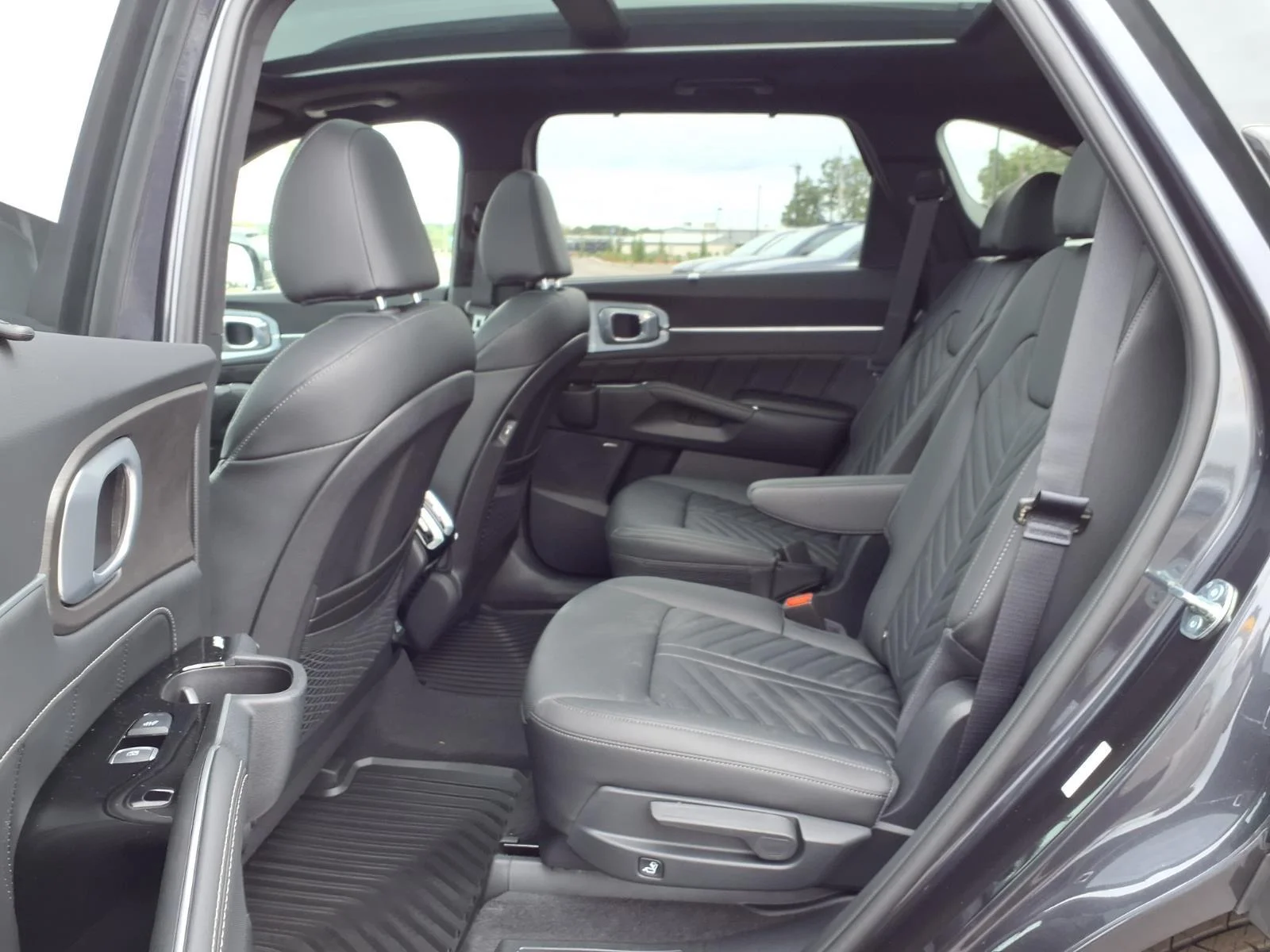 New 2026 Panthera Metal Kia X-Line SX Prestige AWD image 14