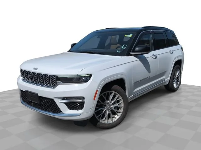 2025 Jeep Grand Cherokee Summit 4x4's photo