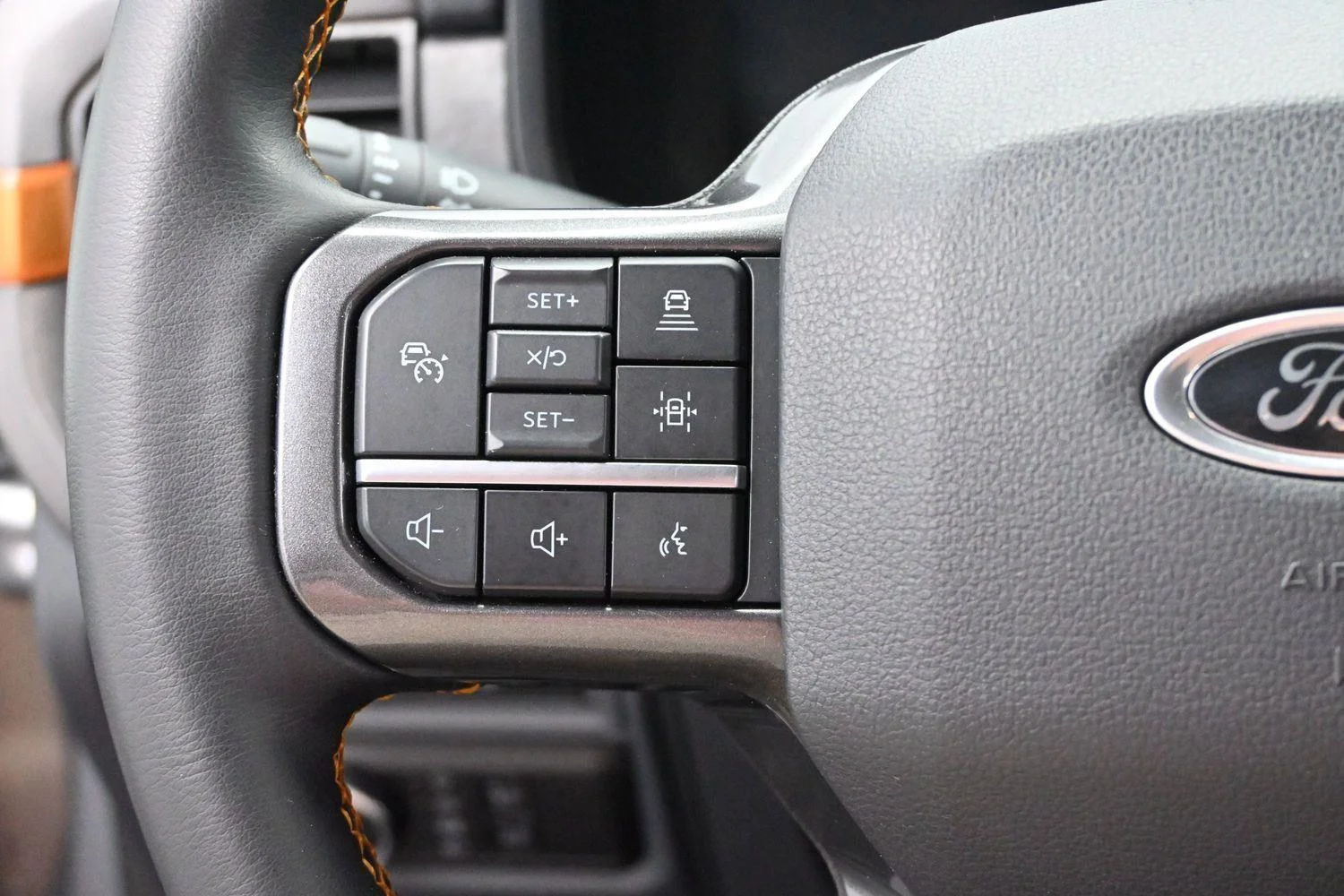 Used 2023 Iconic Silver Ford Tremor image 17