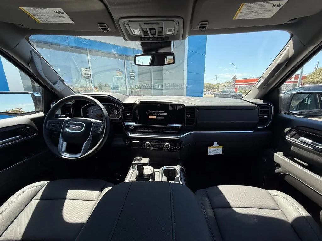 New 2026 Onyx Black GMC SLT image 18
