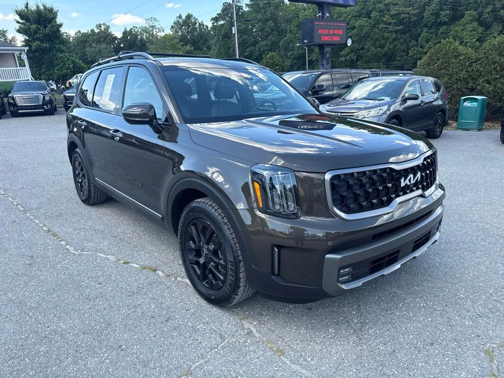 Used 2023 Green Kia SX-Prestige X-Pro image 2