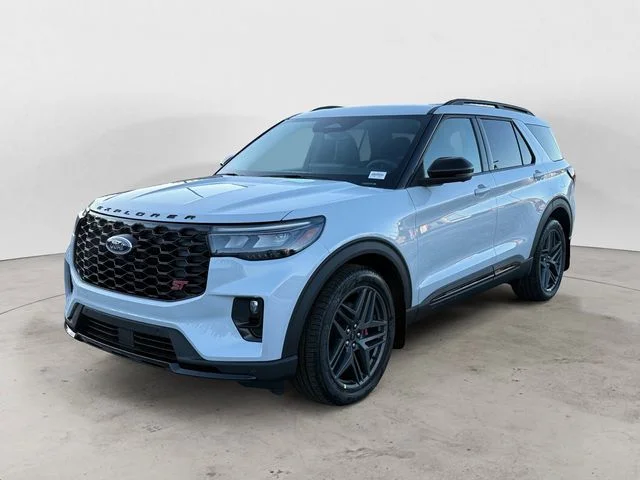 2026 Ford Explorer ST 4WD's photo