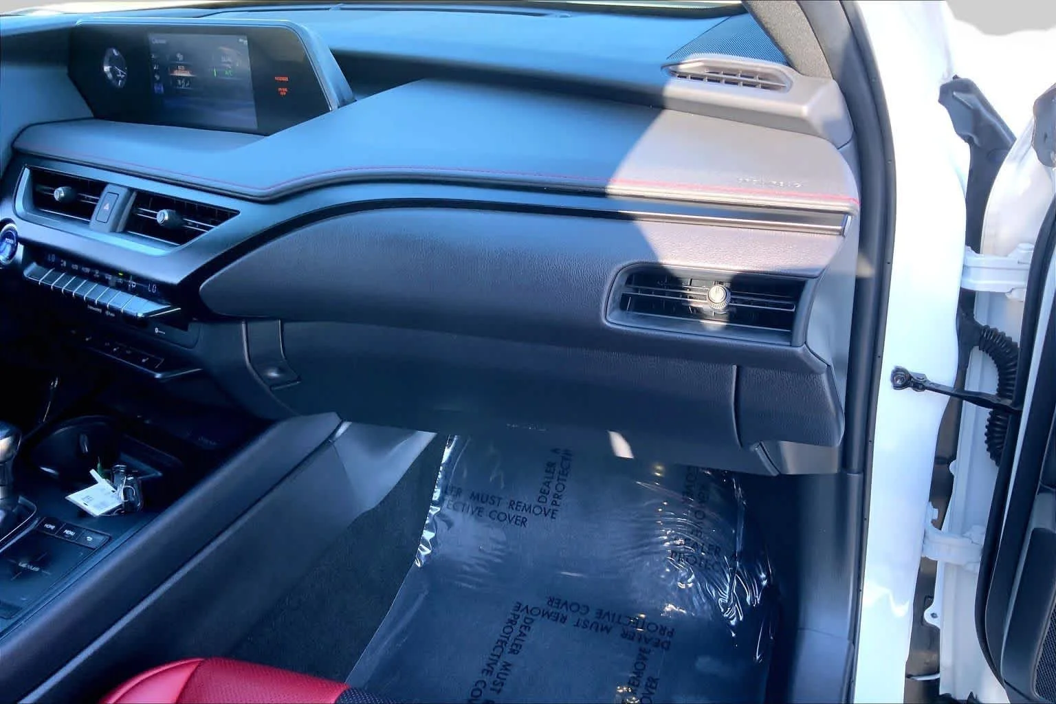 Used 2019 Ultra White Lexus F SPORT image 19