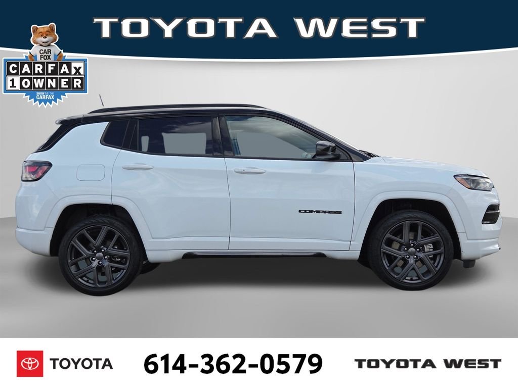 Used 2024 White Jeep Limited image 4