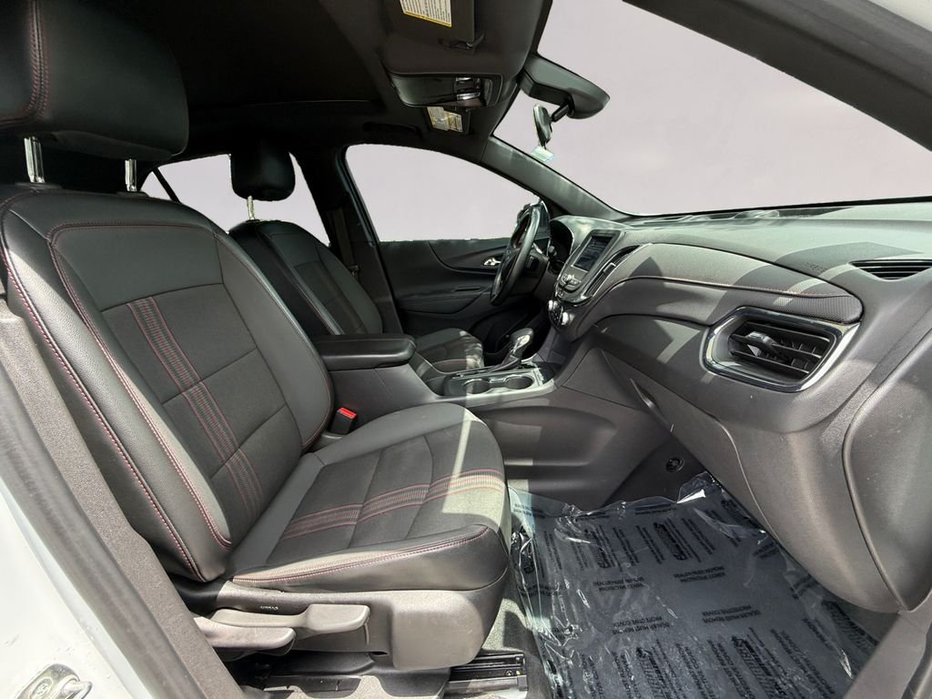 Used 2024 White Chevrolet RS image 17