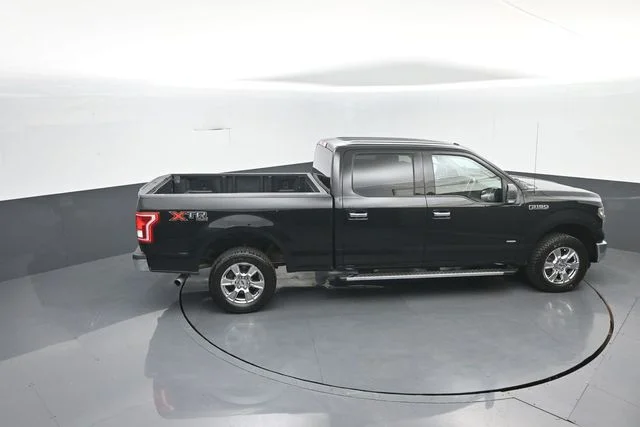 Used 2016 Shadow Black Ford XLT image 29