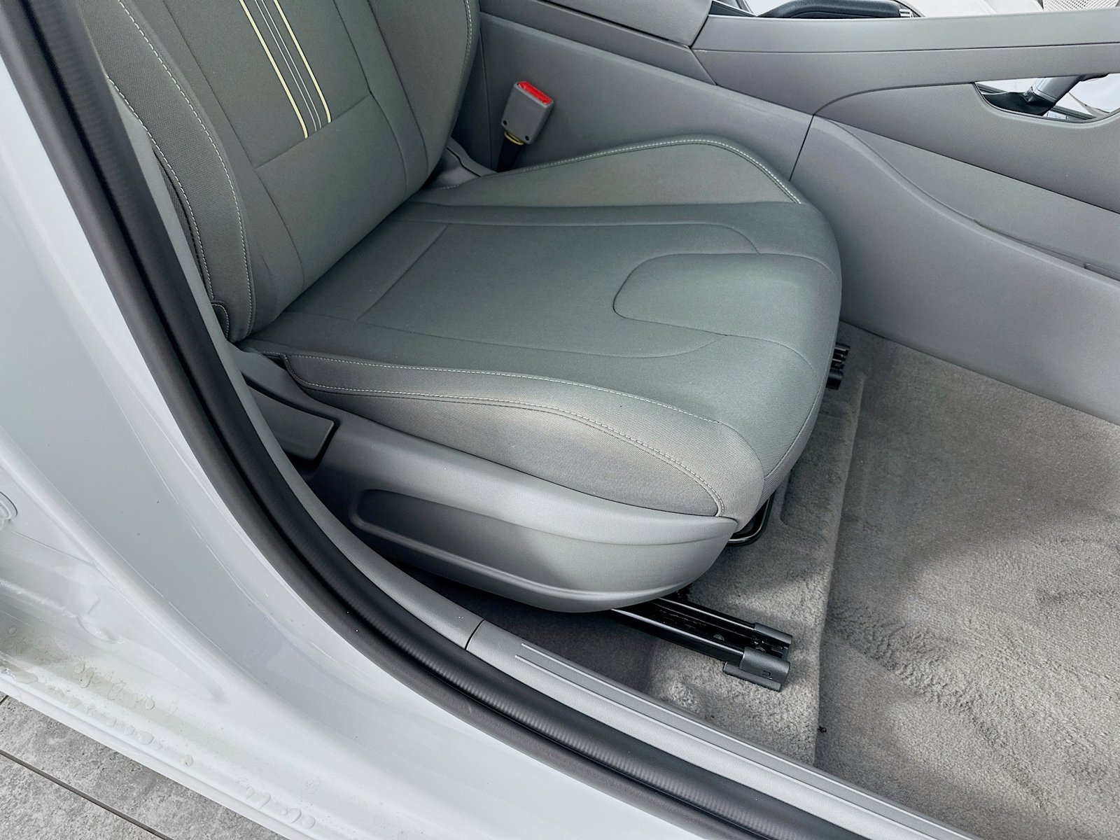 2026 Hyundai Elantra SEL Sport - Photo 29