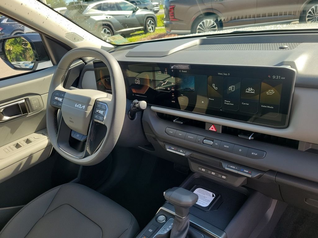 New 2027 Snow White Pearl Kia EX image 8
