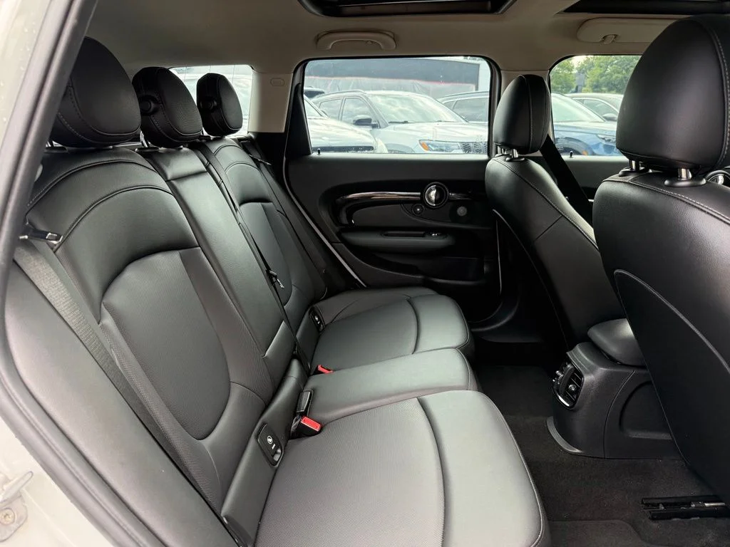 Used 2019 White Silver Metallic MINI  image 27