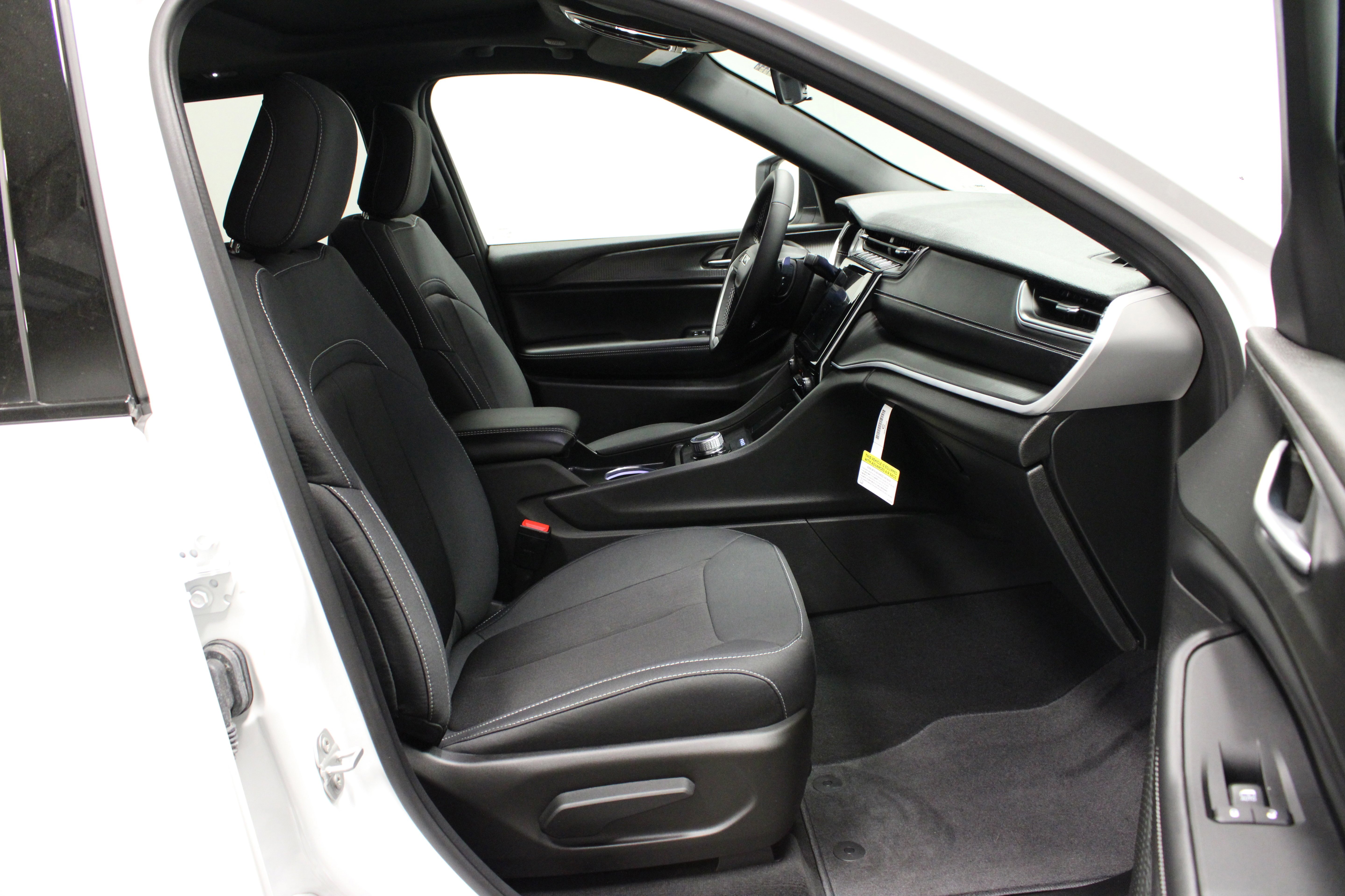 Used 2025 Bright White Clearcoat Jeep Laredo X image 14