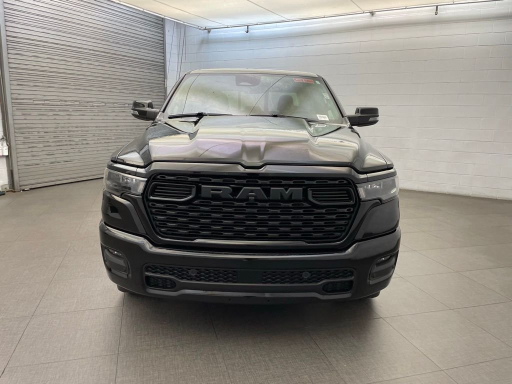 New 2026 Diamond Black Crystal Pearl-Coat Exterior Paint RAM Big Horn/Lone Star image 6