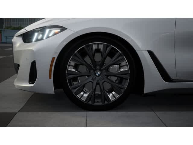 New 2026 Mineral White Metallic BMW 430i xDrive image 7