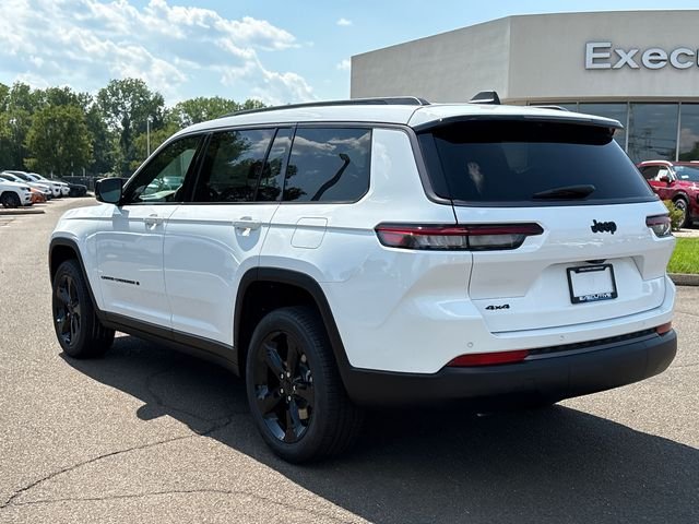New 2026 Bright White Clearcoat Jeep Limited image 4