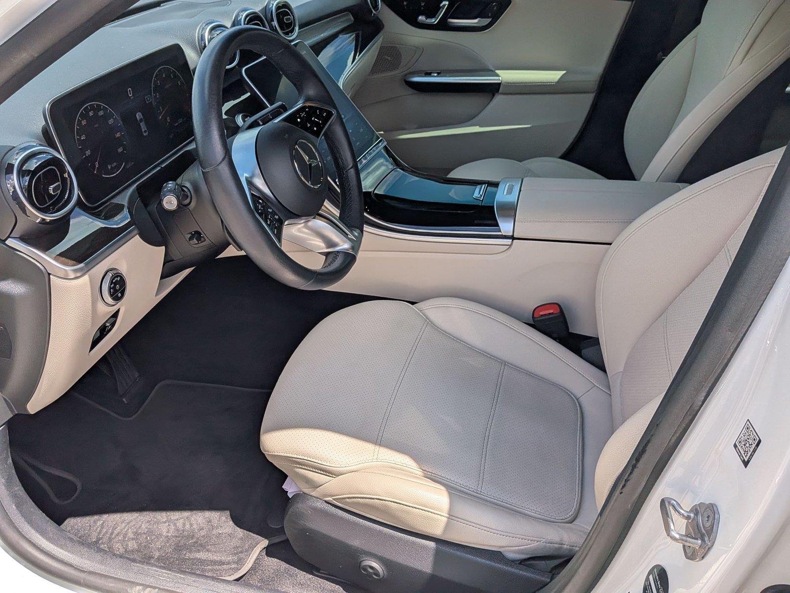 Used 2022 Polar White Mercedes-Benz C 300 image 18