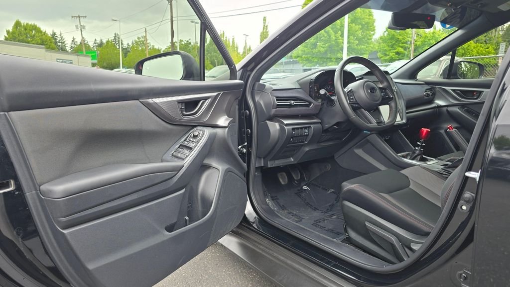 Used 2023 Crystal Black Silica Subaru Base image 18