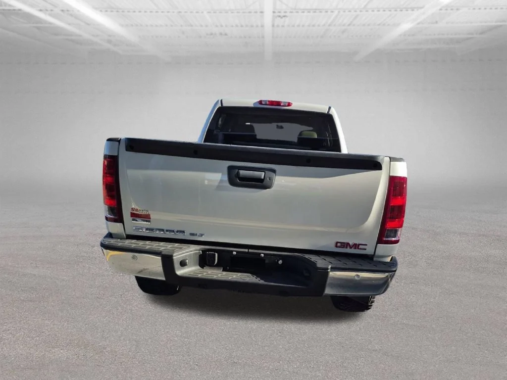Used 2011 White GMC SLT image 11