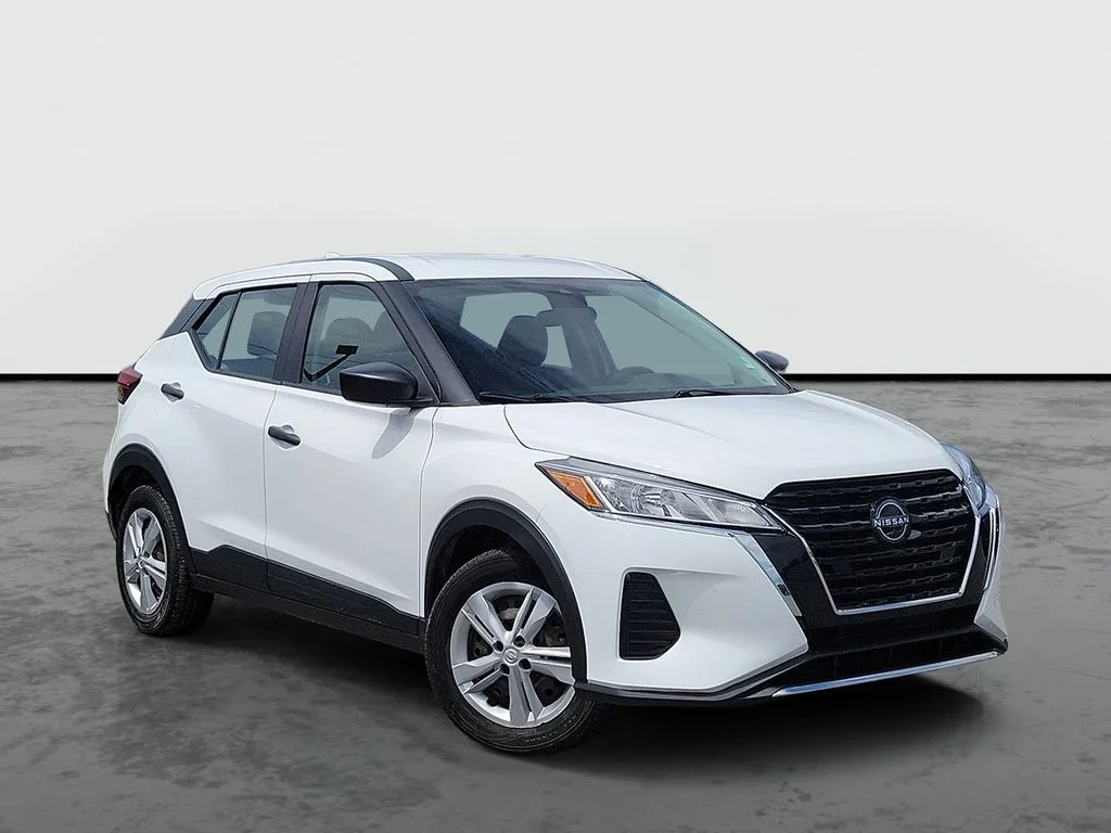 Used 2024 White Nissan S image 1