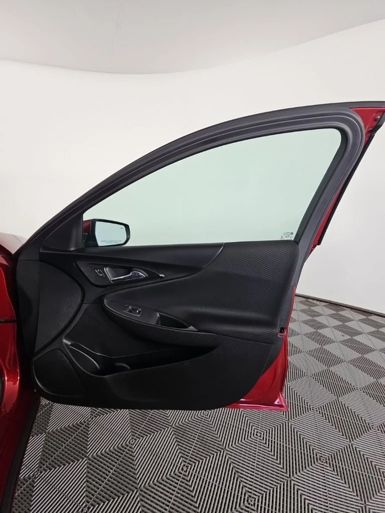 Used 2024 Red Chevrolet RS image 21