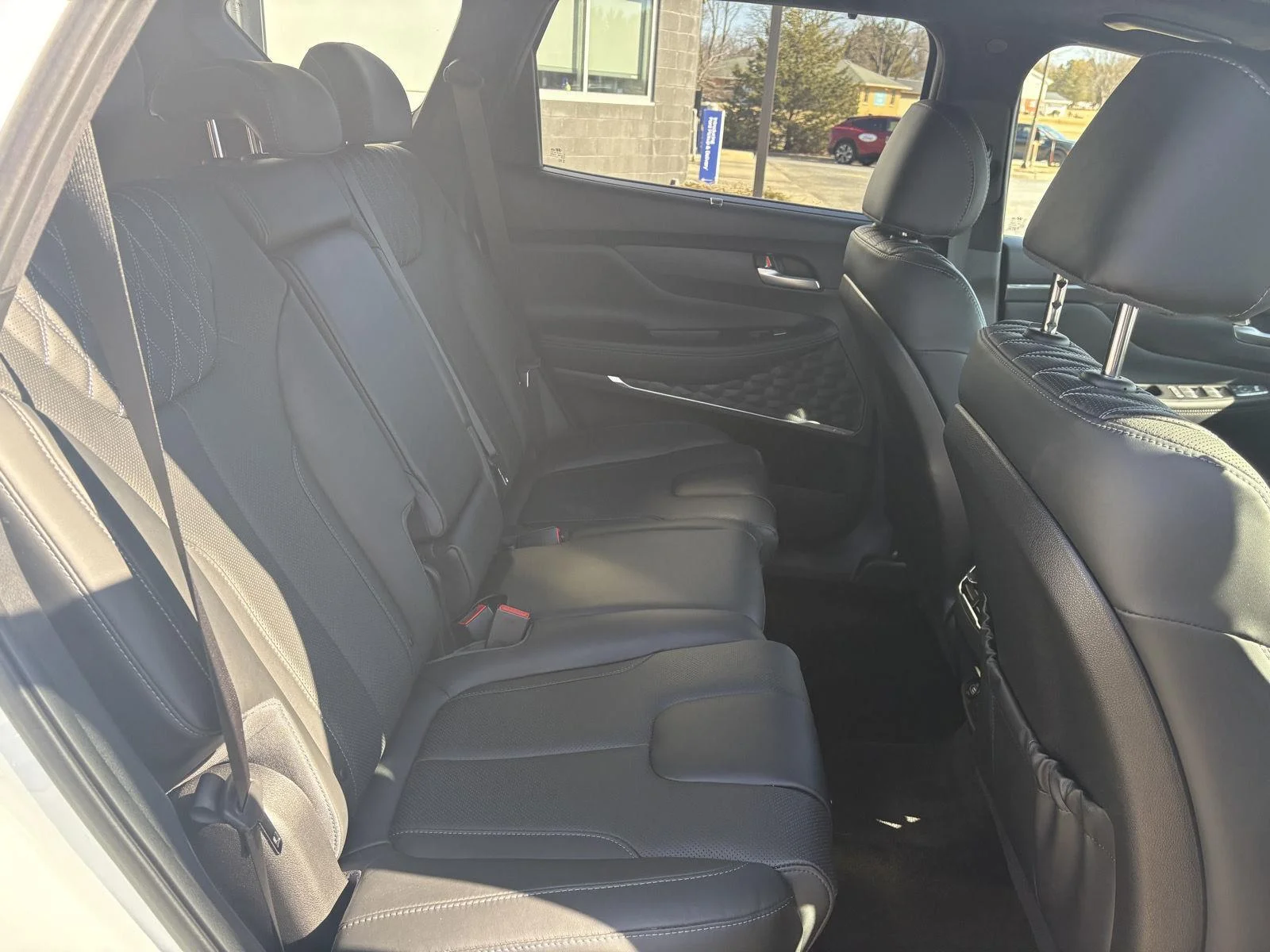Used 2023 White Hyundai Ultimate Calligraphy image 21