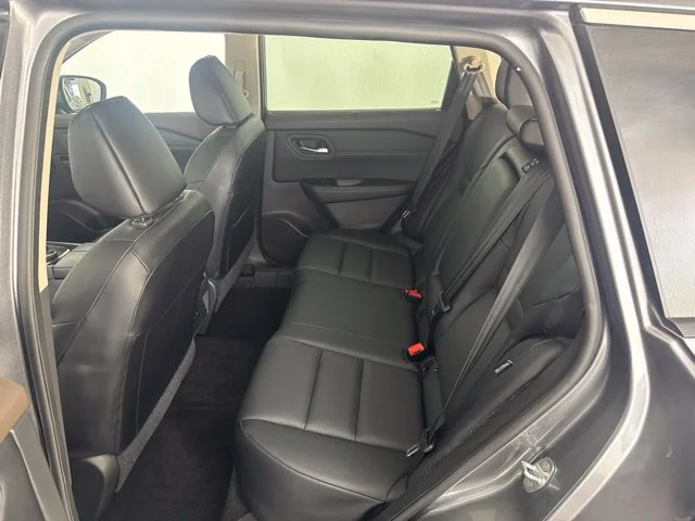 Used 2023 Gray Nissan SV image 32
