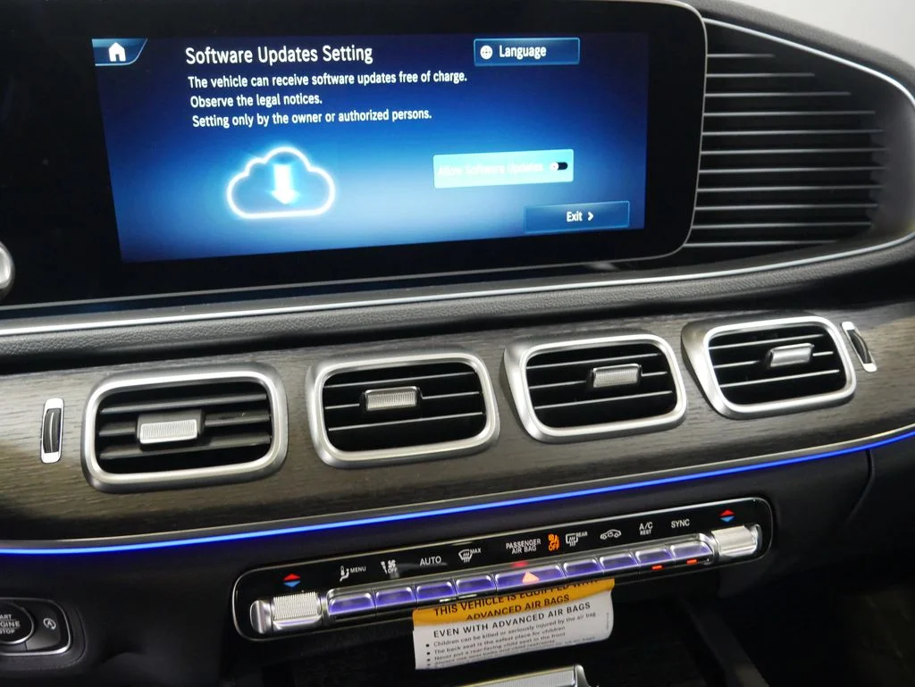 Certified Used 2026 Black Mercedes-Benz GLE 350 image 38