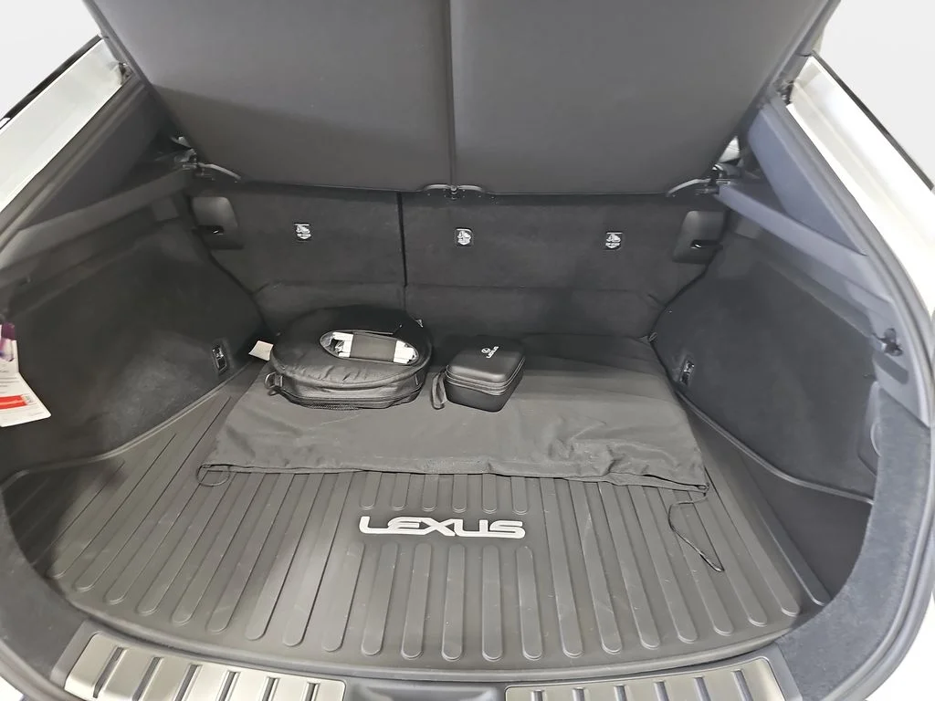New 2026 Oxygen White Lexus PREMIUM AWD image 12