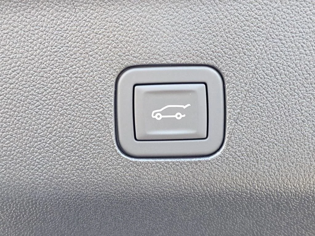 2025 Chevrolet Tahoe Premier - Photo 27