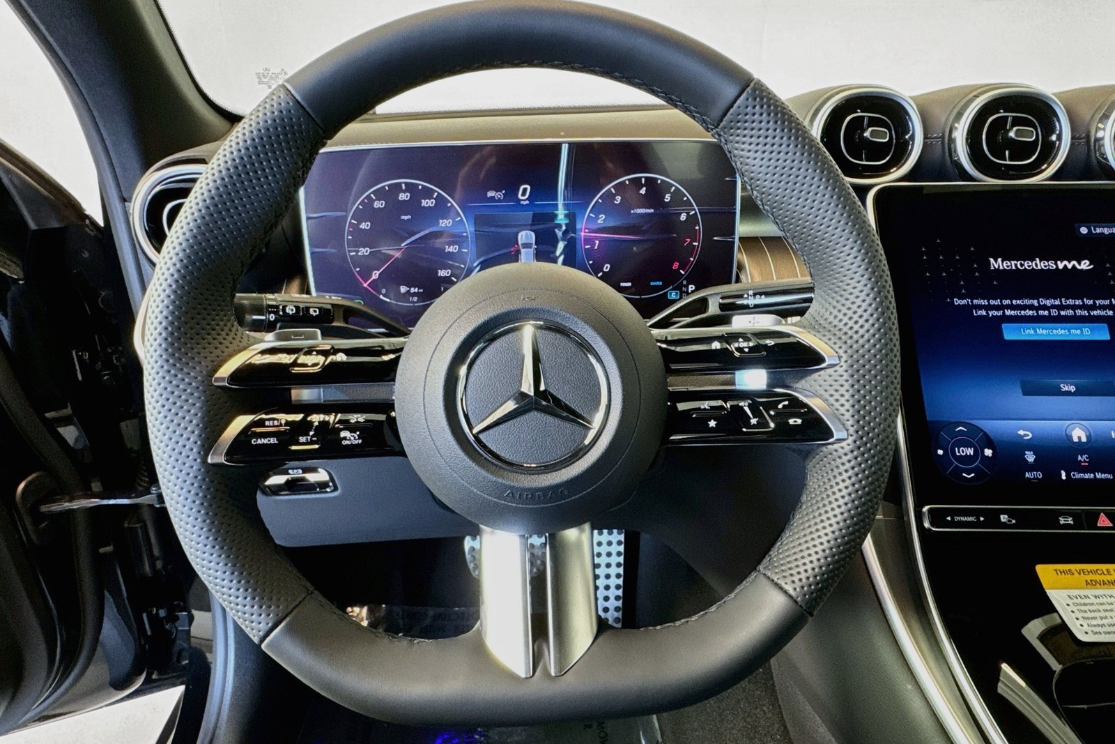 New 2026 Black Mercedes-Benz GLC 300 image 11