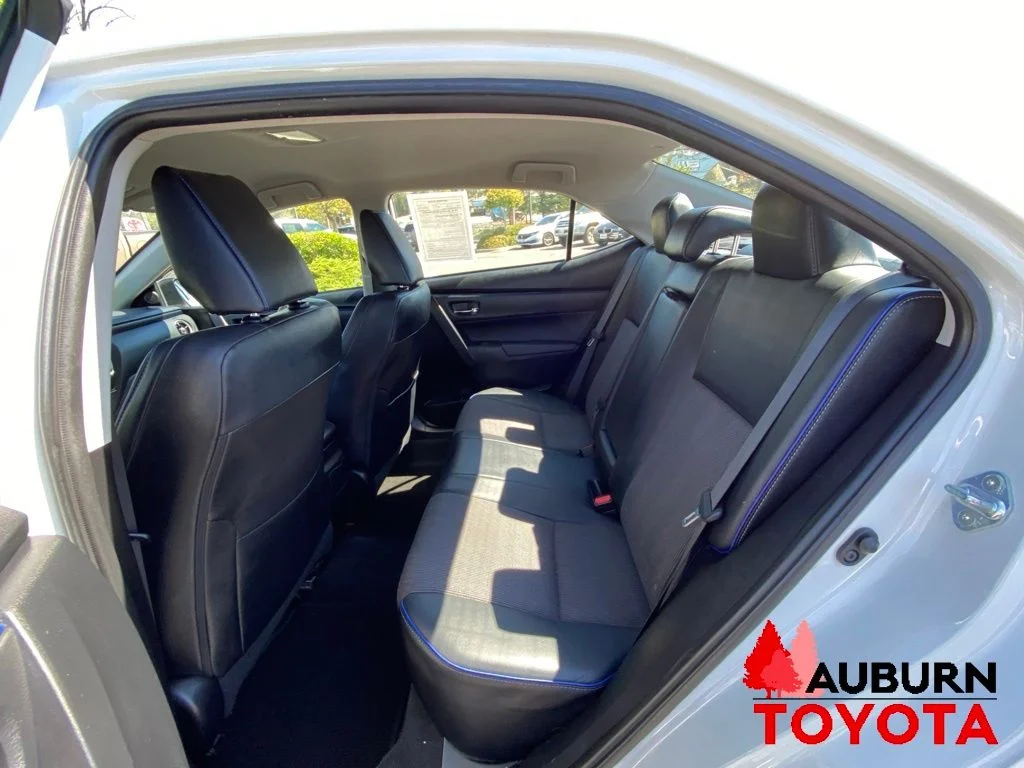 Used 2017 Ice Cap Toyota SE image 17