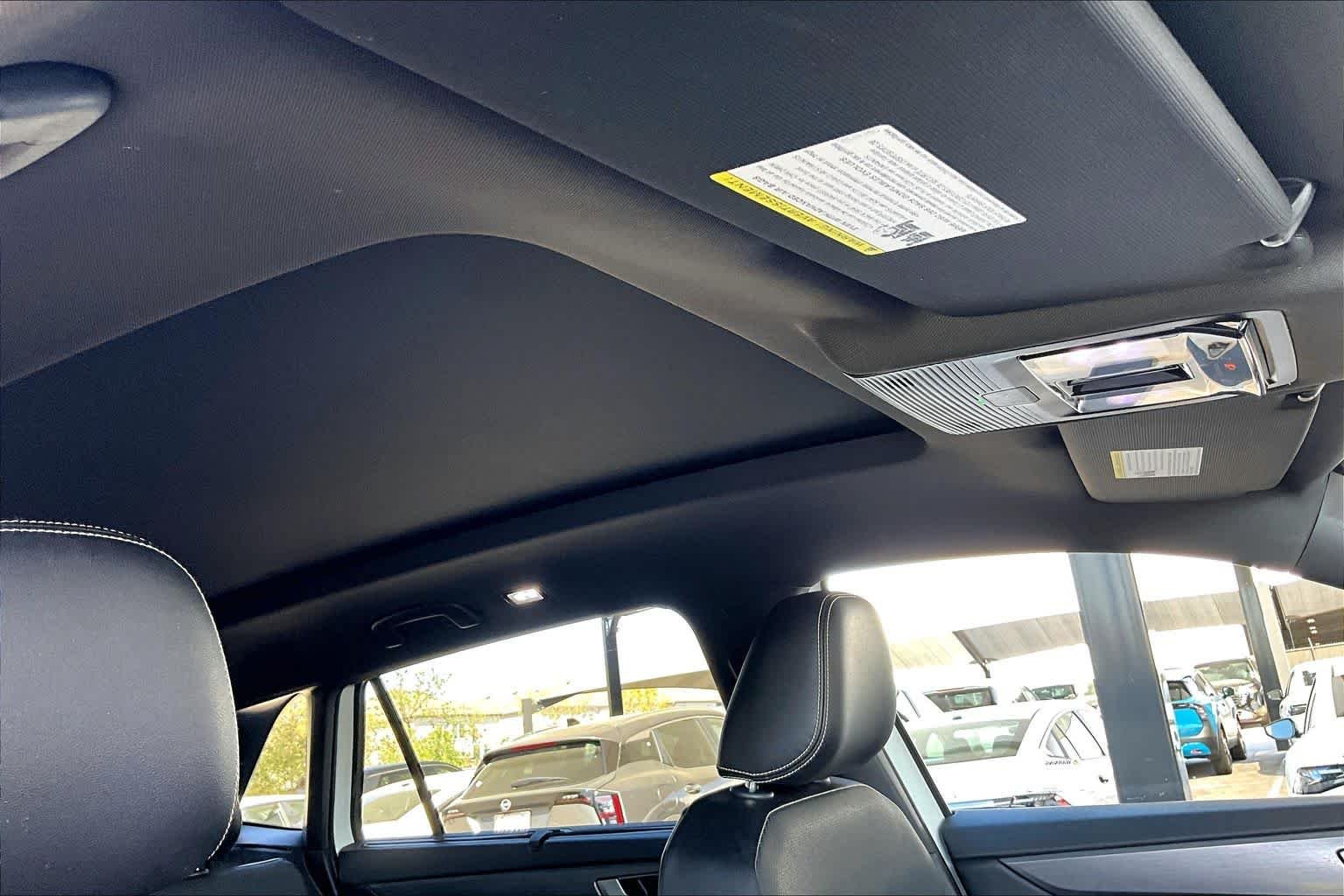 2024 Volkswagen Atlas Cross Sport SE w/Tech - Photo 14