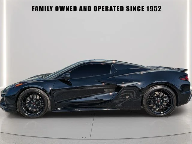Used 2024 Black Chevrolet Z06 image 3