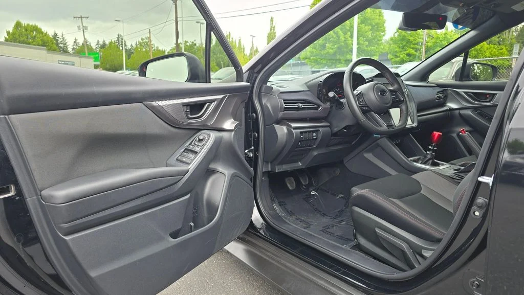 Used 2023 Crystal Black Silica Subaru Base image 18