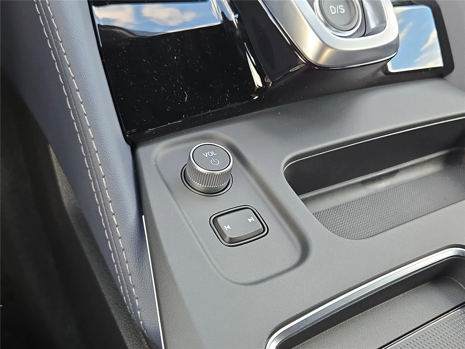 New 2026 Urban Gray Pearl Acura Type S w/Advance Package image 10