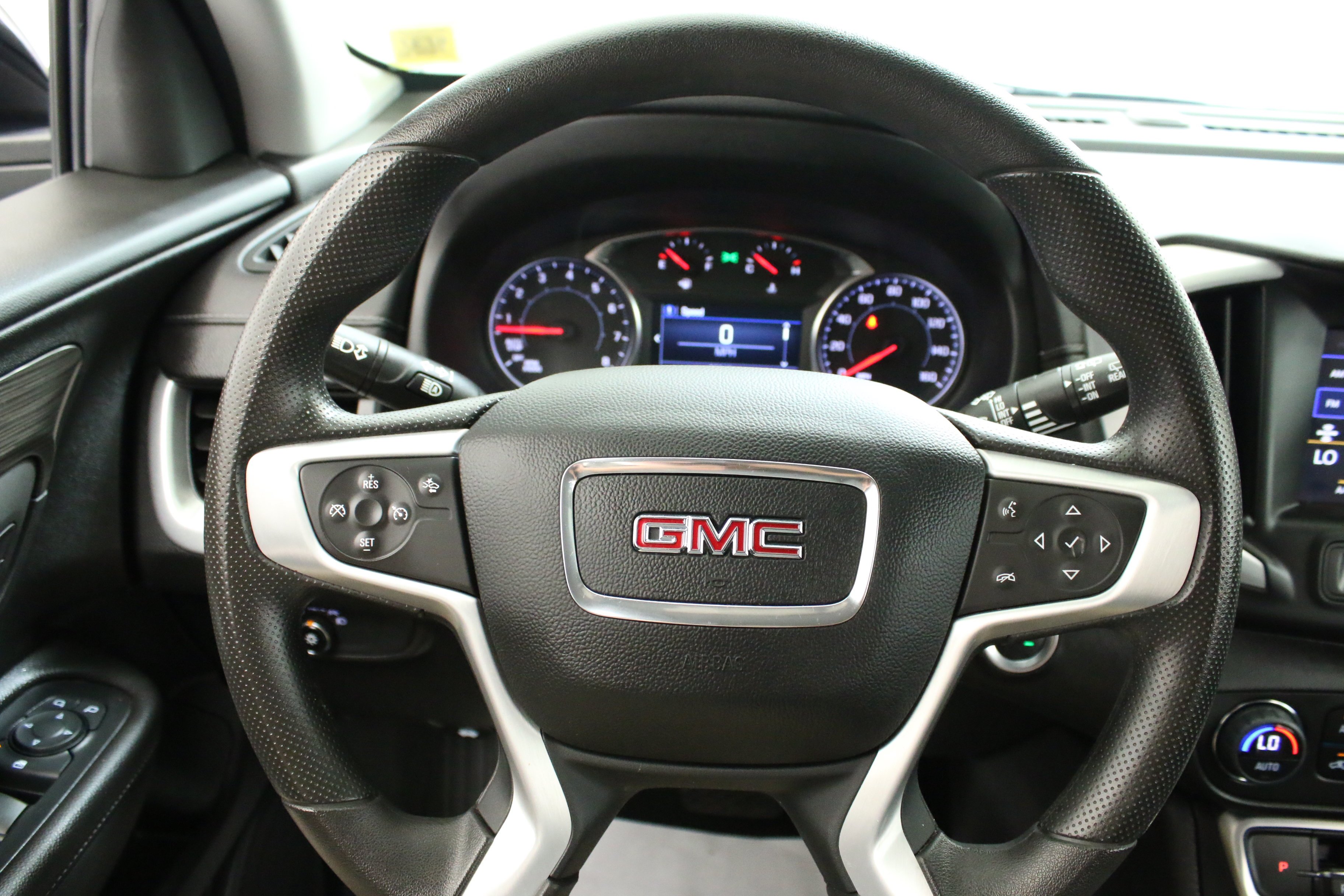 Used 2023 Ebony Twilight Metallic GMC SLE image 14