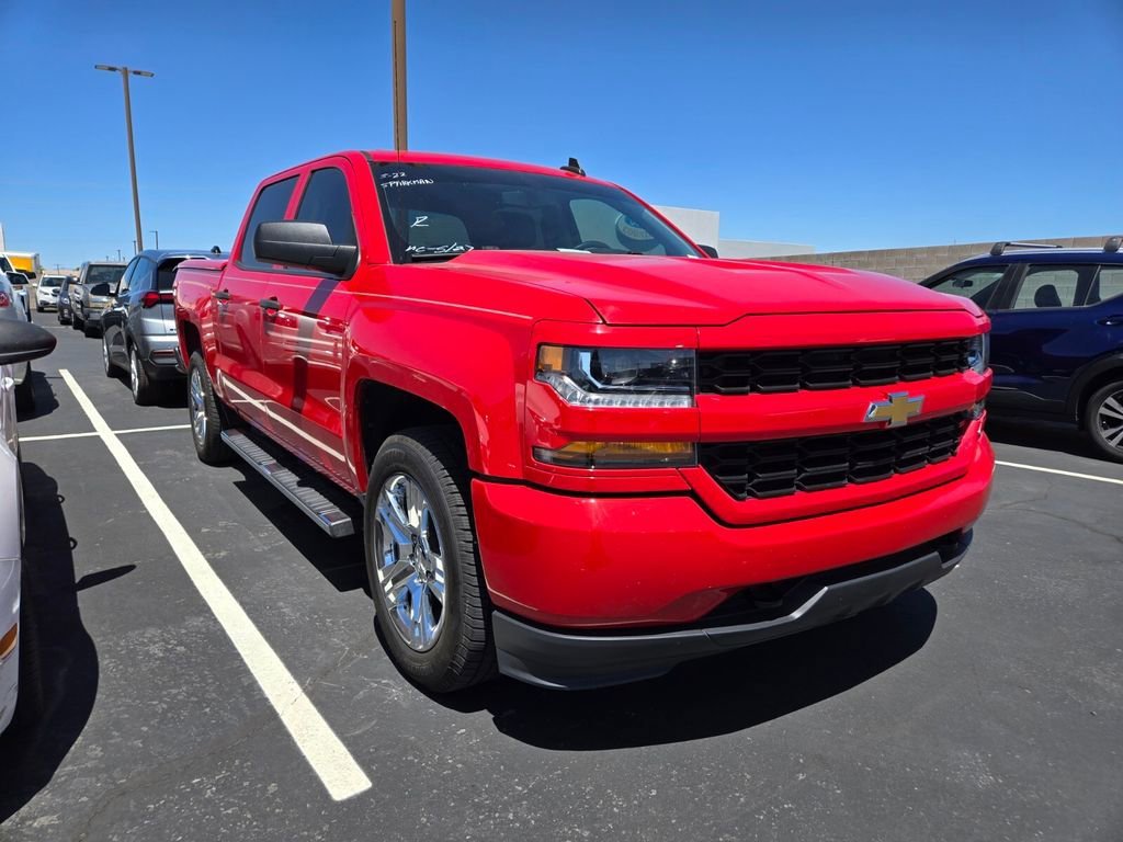 2018 Chevrolet Silverado 1500 Custom Crew Cab Short Box's photo