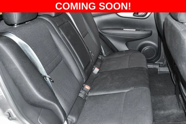 Used 2019 Gray Nissan S image 27