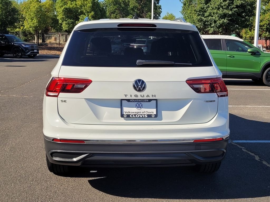 Used 2024 White Volkswagen 2.0T SE image 7