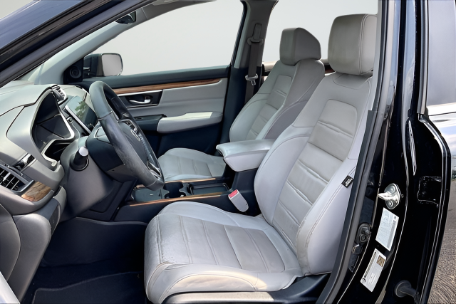 Used 2020  Honda Touring image 17