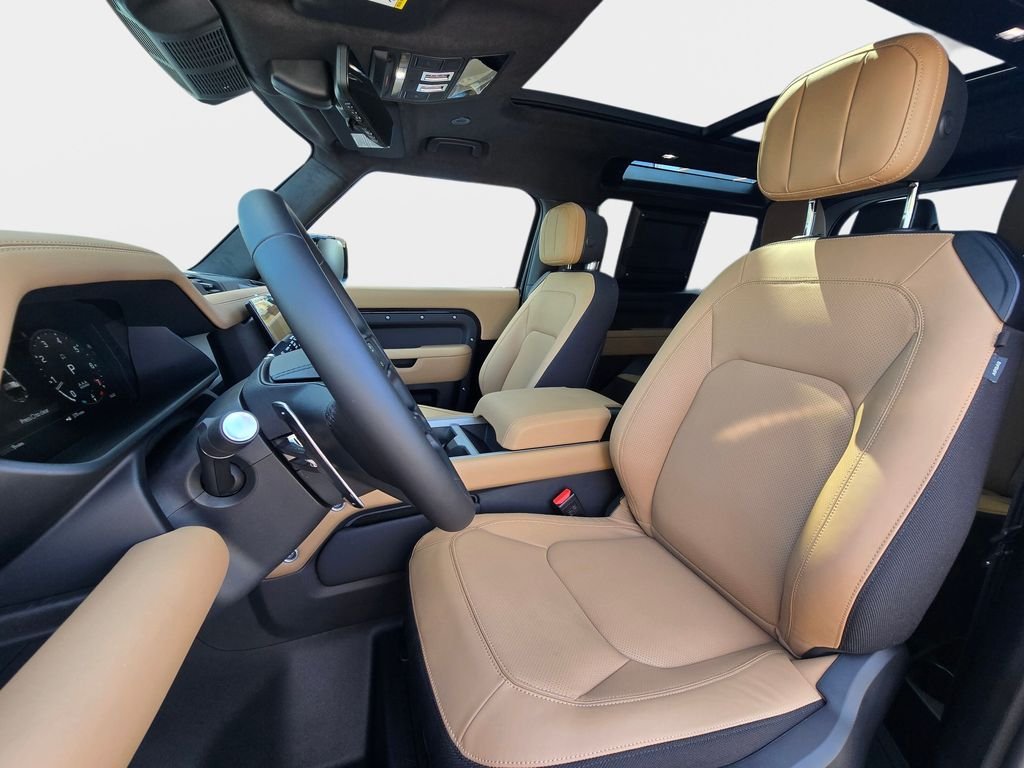 New 2026 Santorini Black LAND ROVER V8 image 16