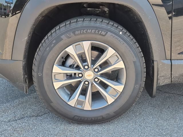 2027 Chevrolet Equinox LT - Photo 18