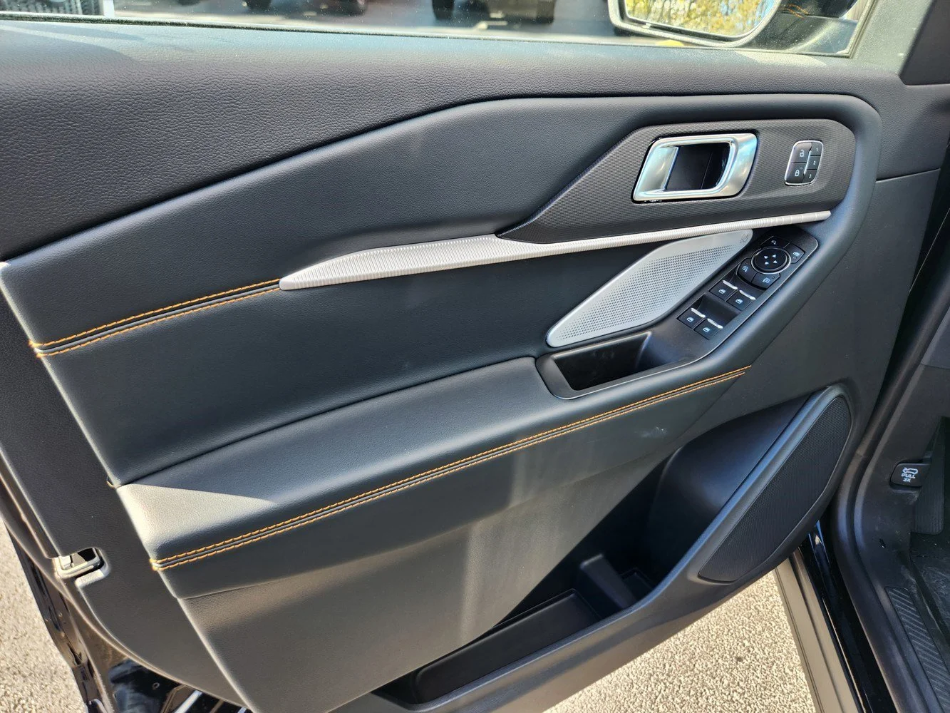 New 2026 Agate Black Metallic Ford Tremor image 29