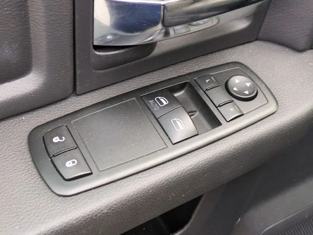 Used 2012 Blue Ram Express image 13