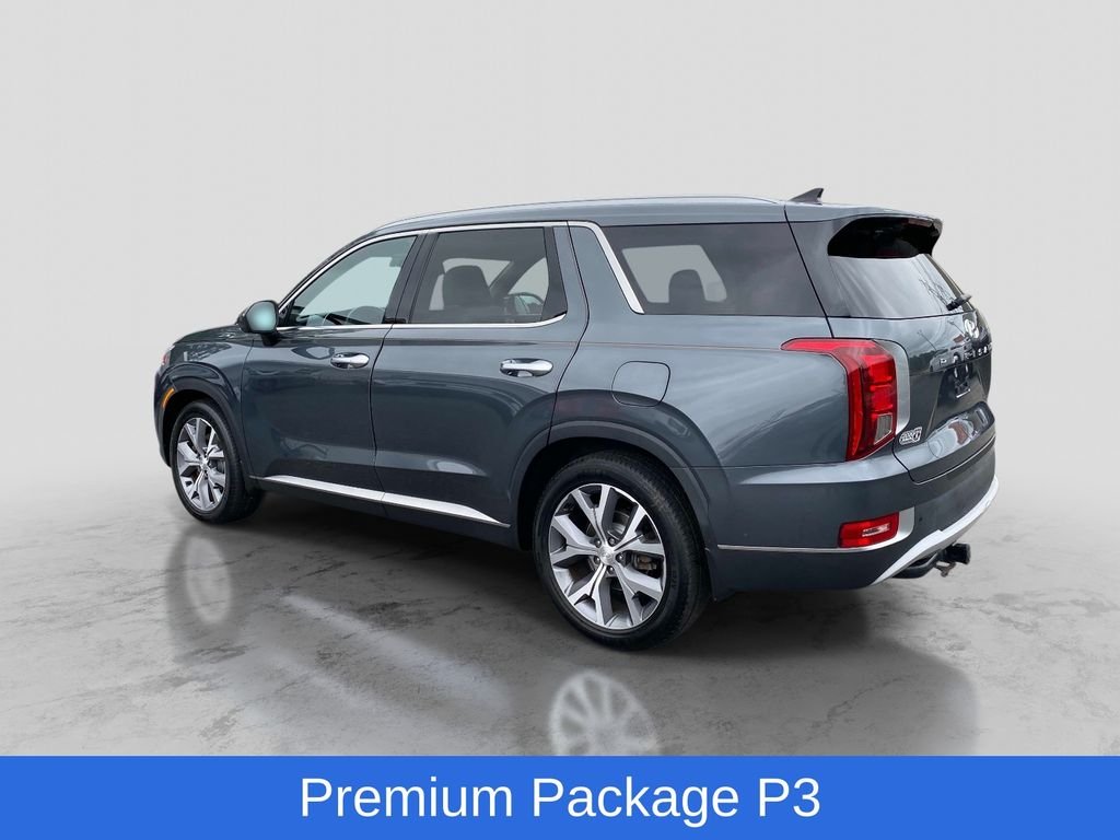 Used 2021 Gray Hyundai SEL image 3