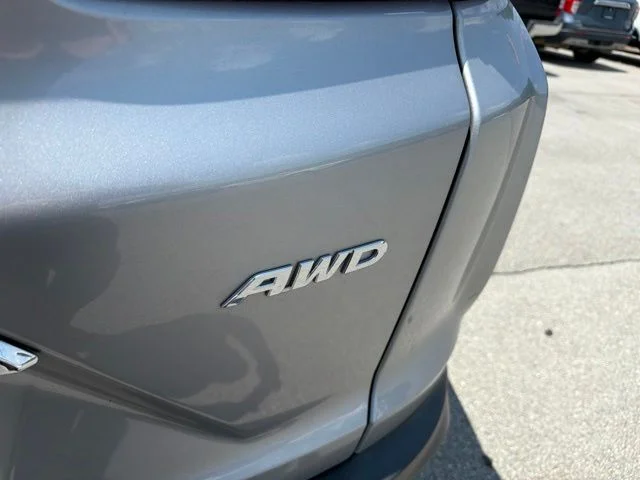 Used 2019 Silver Honda LX image 8