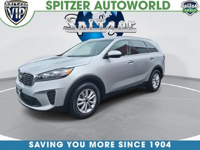 Used 2019 Silver Kia LX image 5