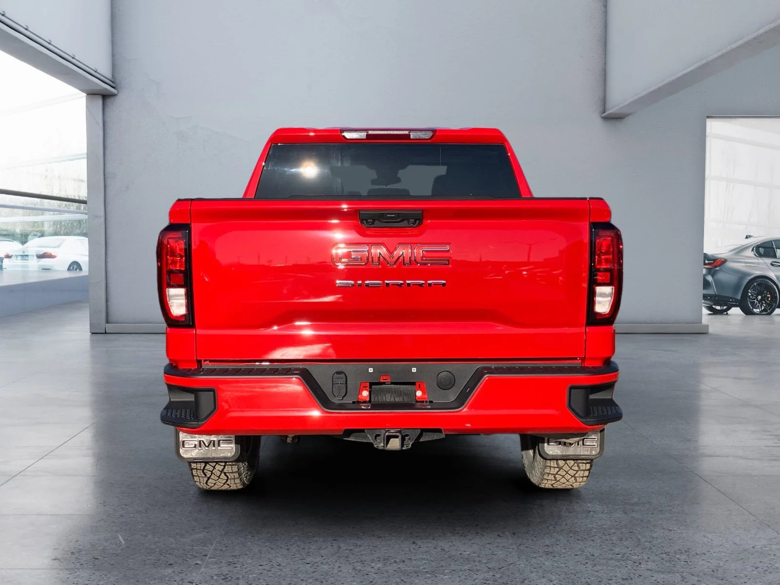 Used 2025 Cardinal Red GMC Pro image 4