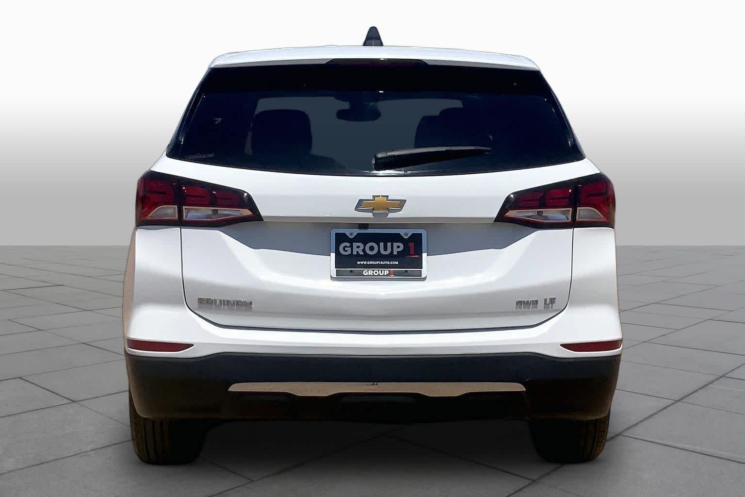 Used 2023 Summit White Chevrolet LT image 5